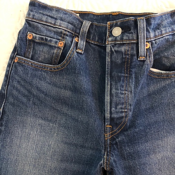 Levi’s 501 Jeans - Picture 2 of 9